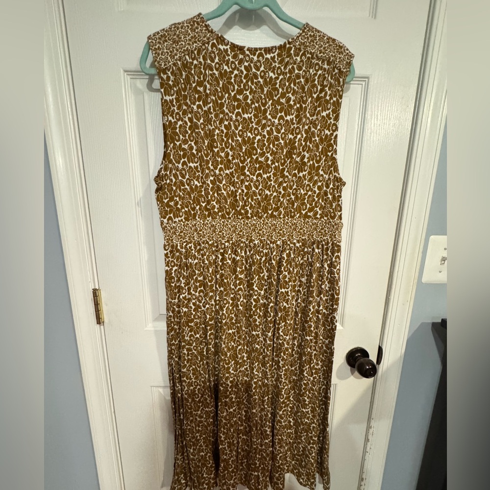 Boden Thea Sleeveless Midi Dress - Picture 6 of 9